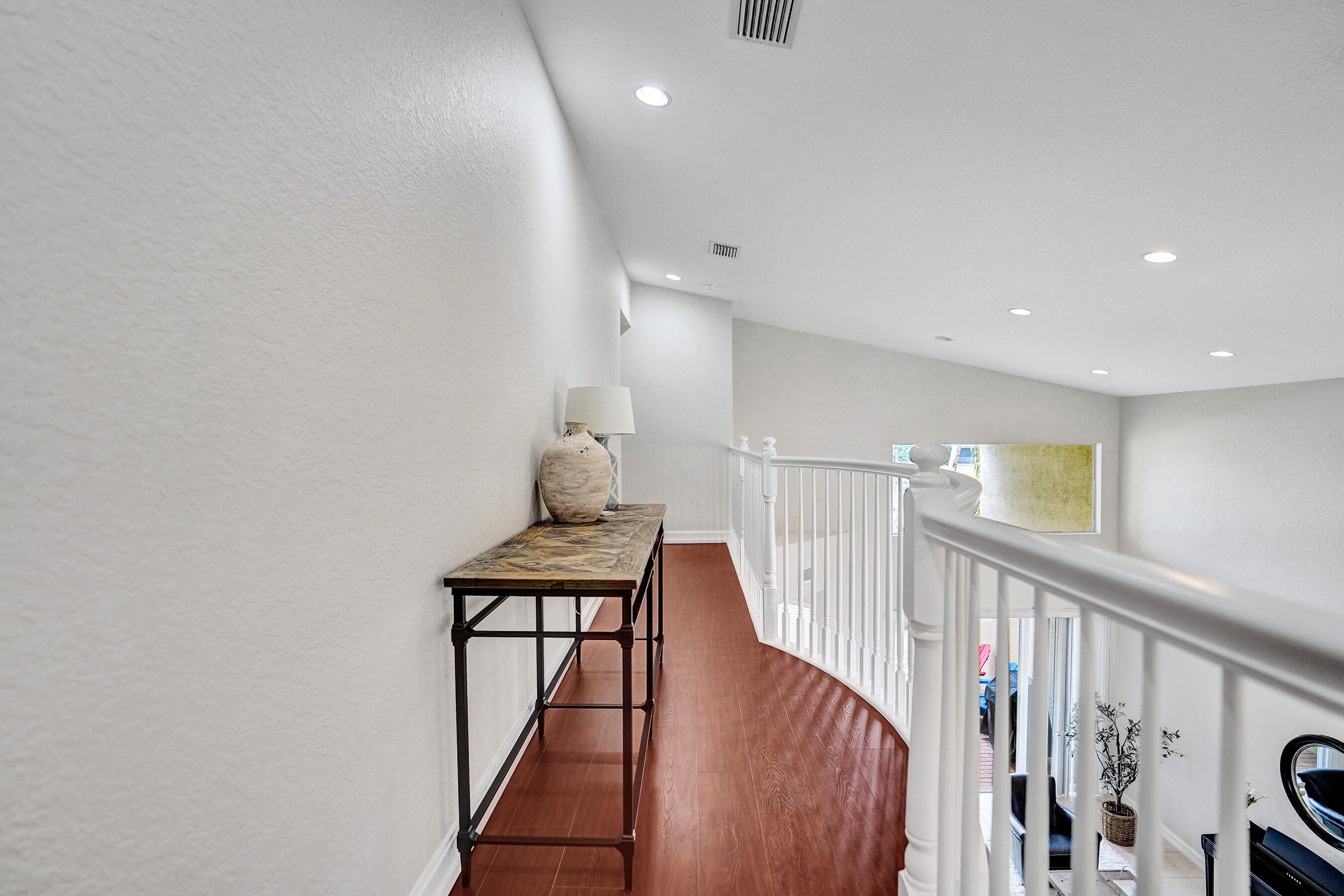 CANYON ISLES 1 - Residential Lease