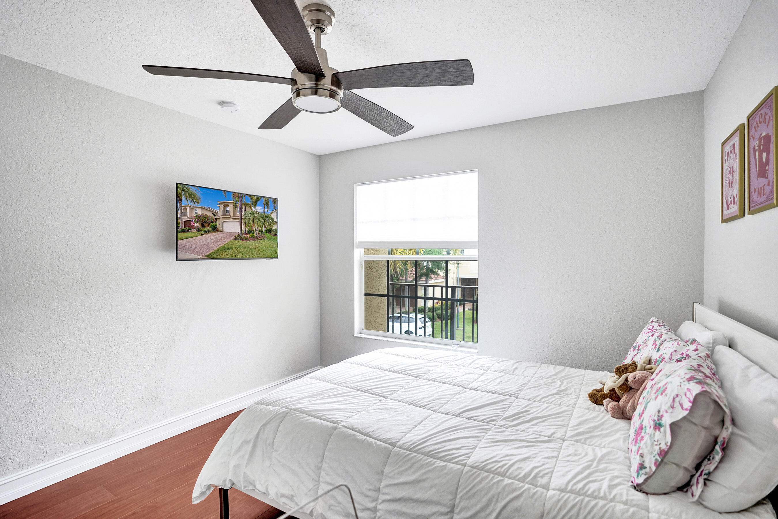 CANYON ISLES 1 - Residential Lease