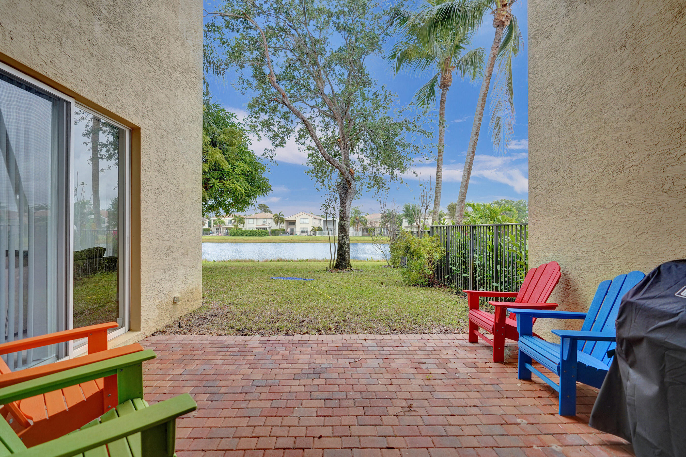 CANYON ISLES 1 - Residential Lease