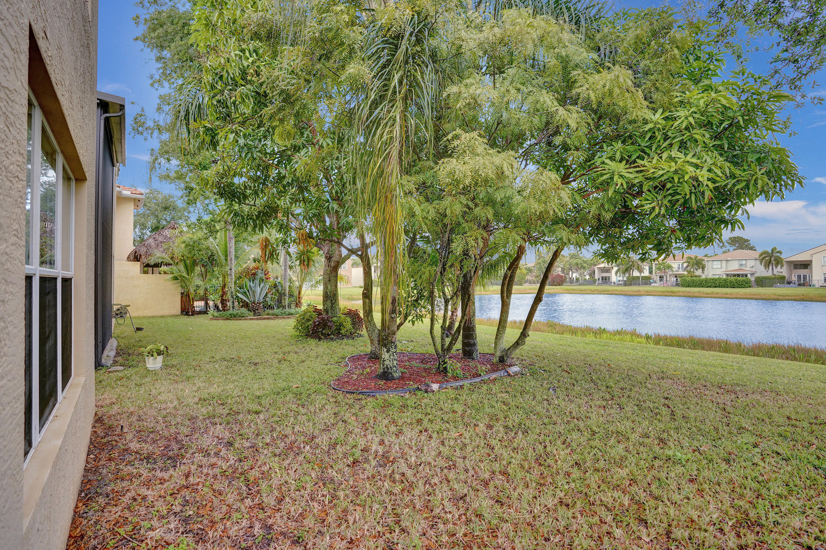 CANYON ISLES 1 - Residential Lease