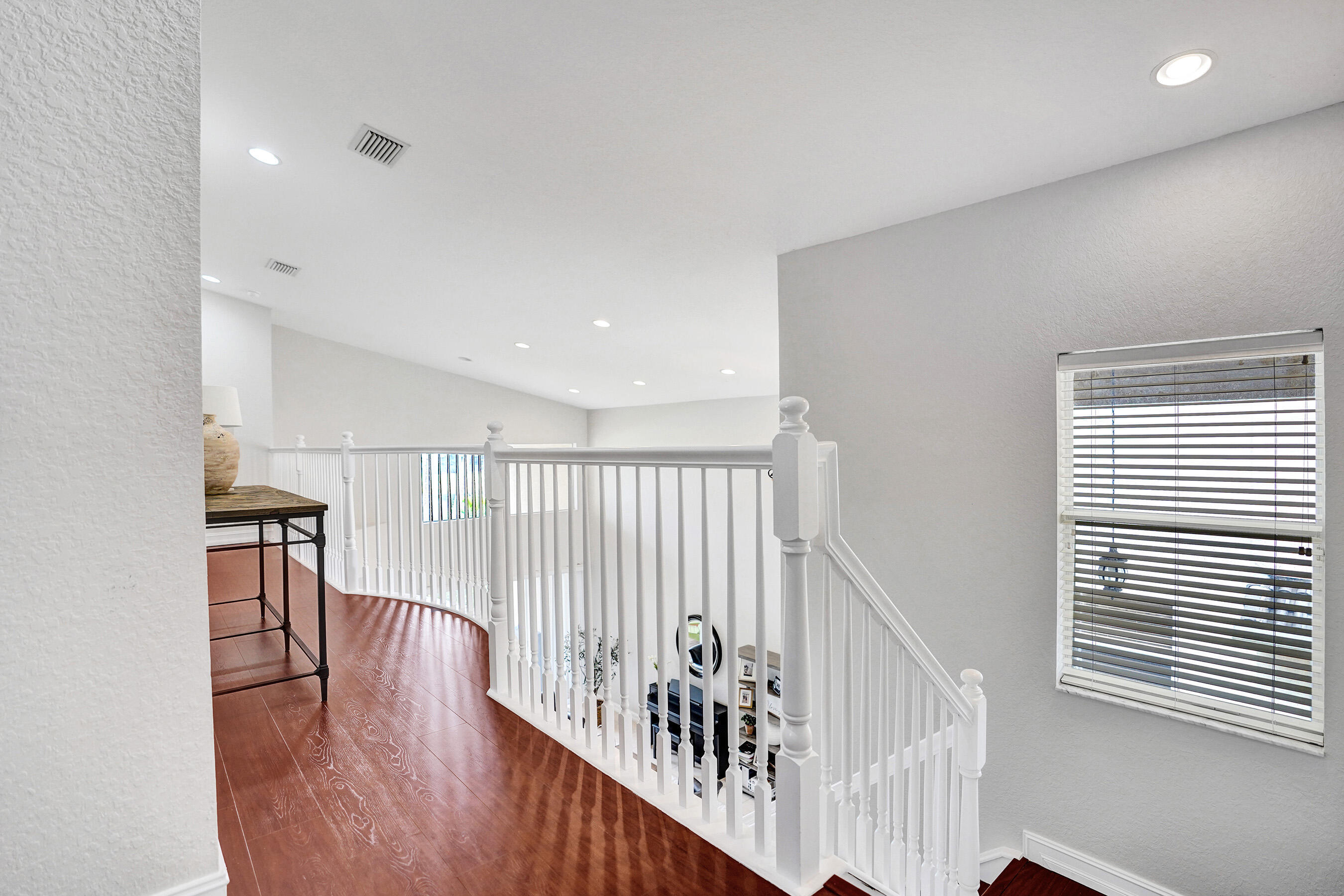 CANYON ISLES 1 - Residential Lease