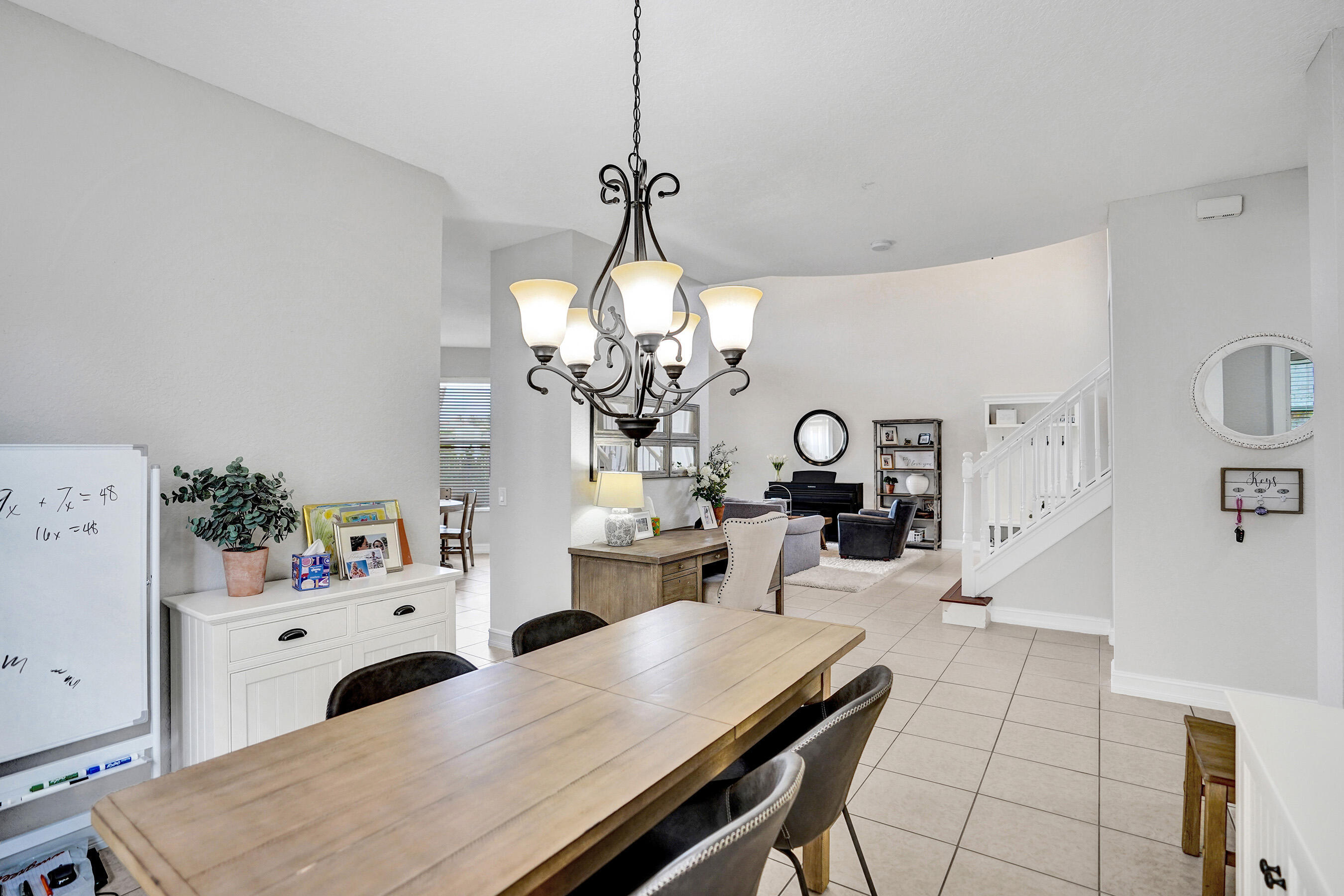 CANYON ISLES 1 - Residential Lease