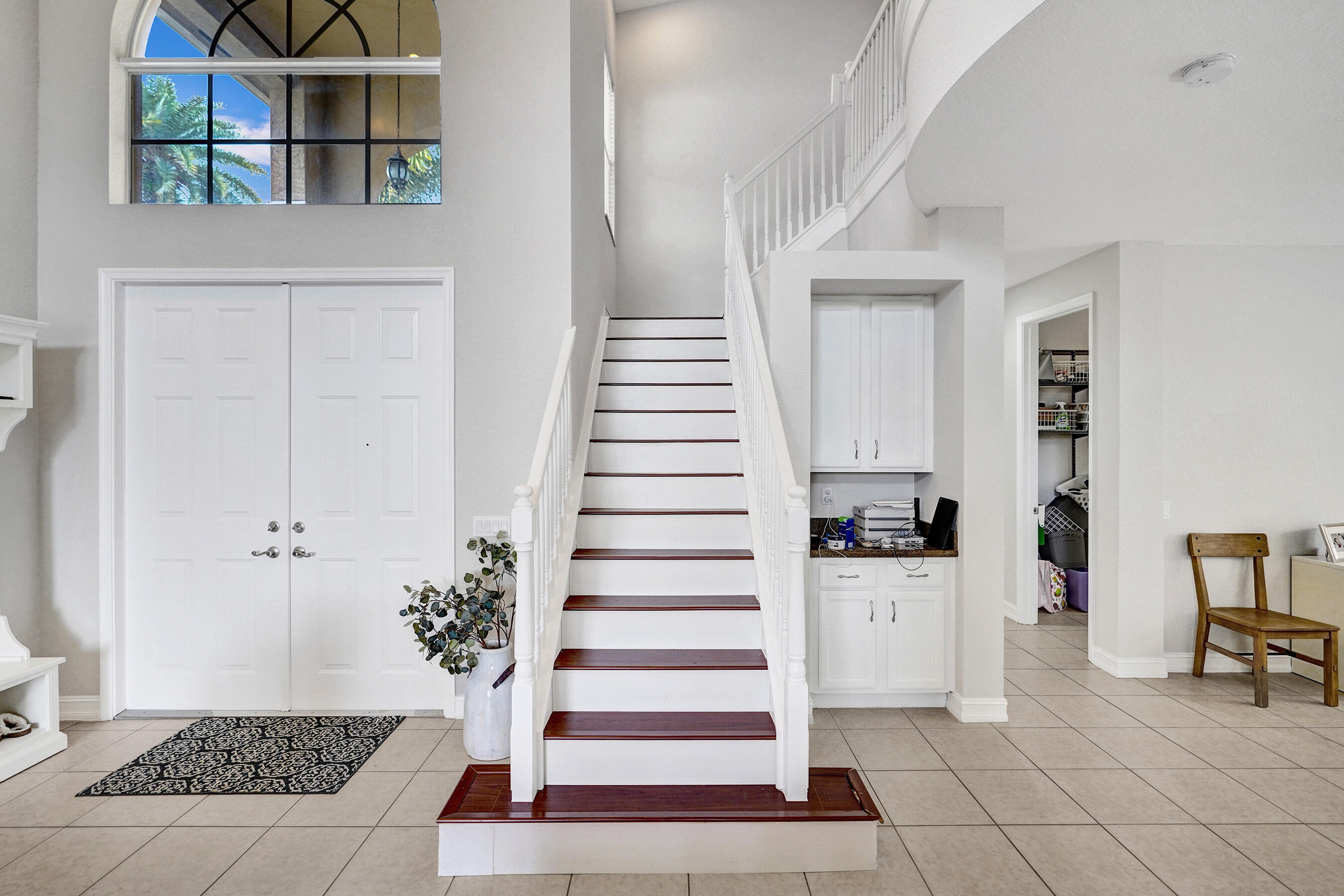 CANYON ISLES 1 - Residential Lease