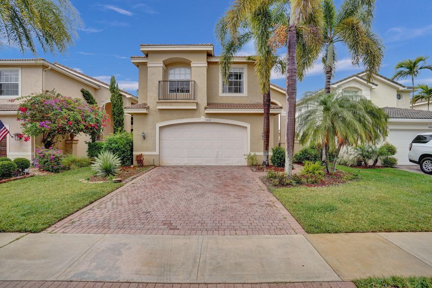 Nice Community. Lake view on back side from Master Bedroom, Family room. Wide windows. Nice community to grow children from child till go to college. Stainless steel appliances. Garage has Storage self on one wall.