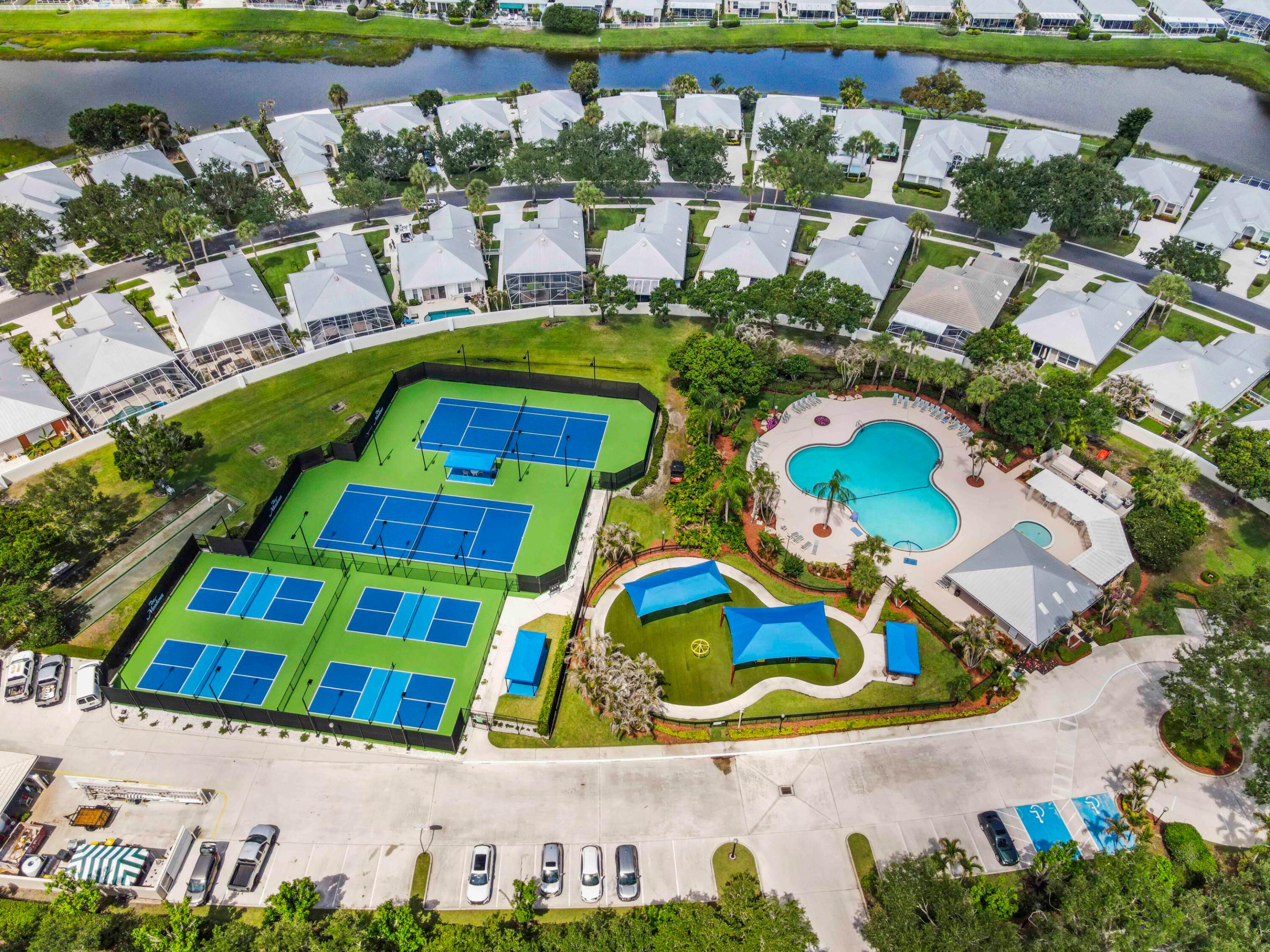 THE MEADOWS AT MARTIN DOWNS - Residential