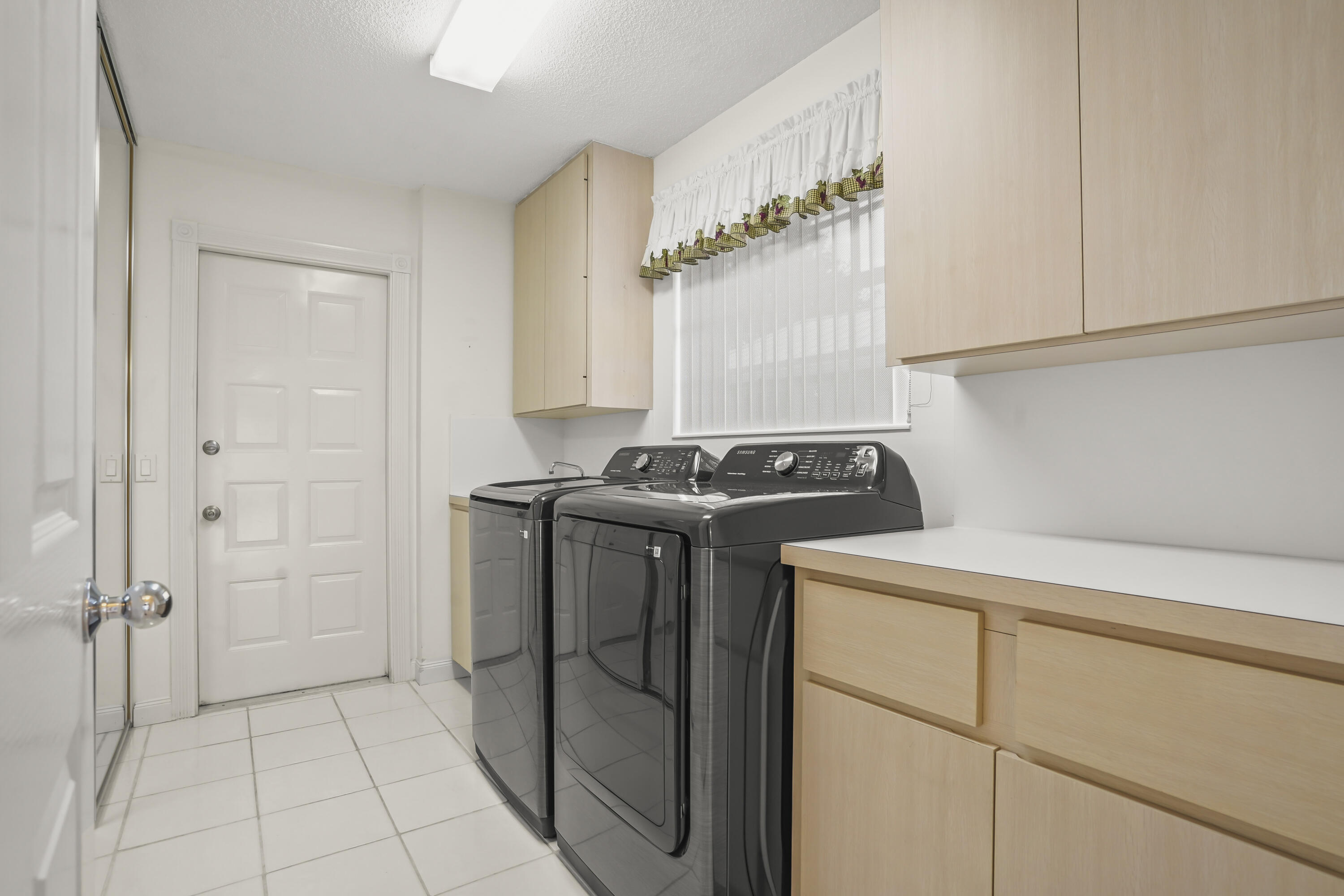THE MEADOWS AT MARTIN DOWNS - Residential