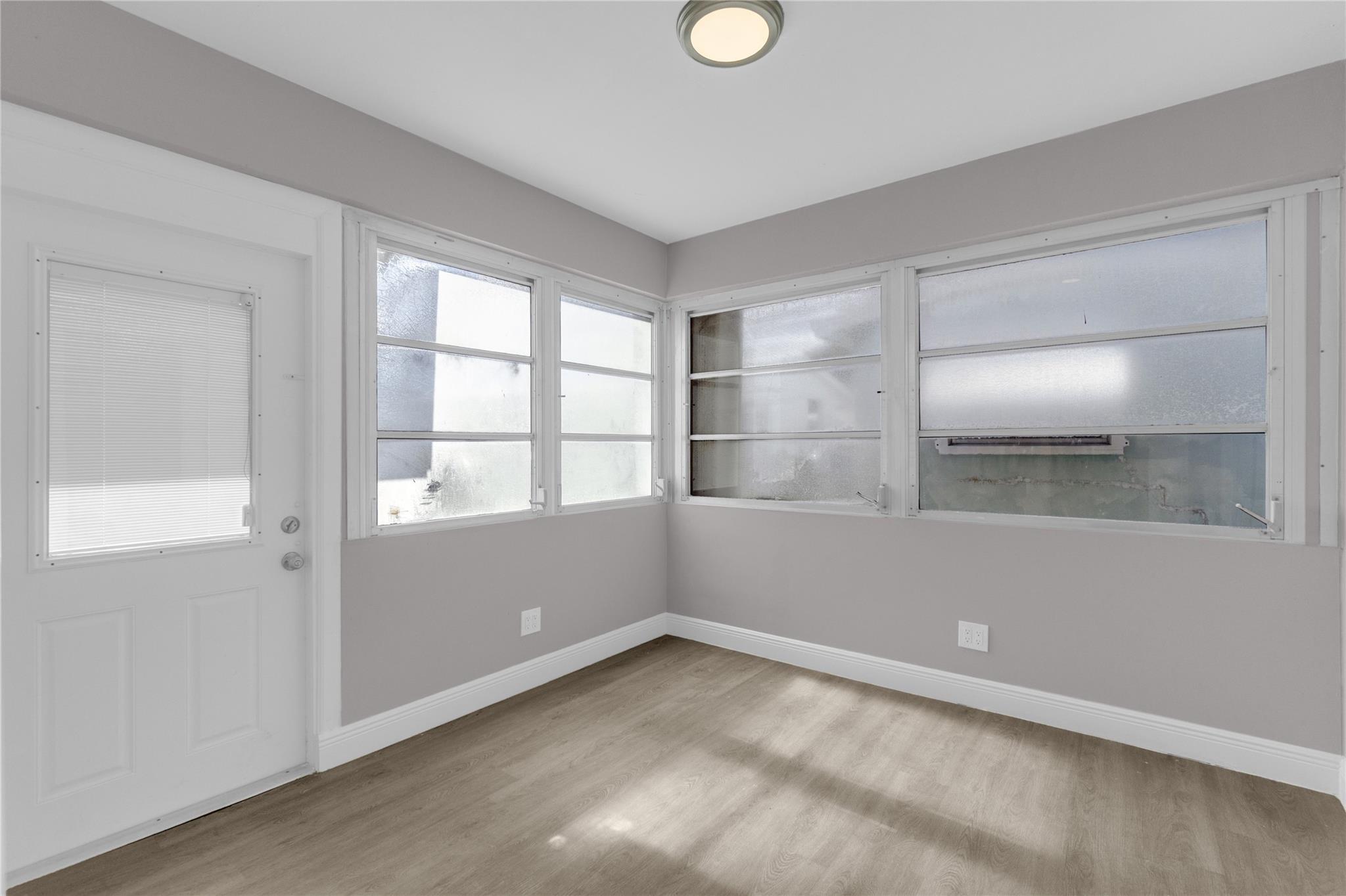 SHERIDAN LAKES - Residential