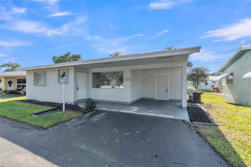 Photo of 3240 Sheridan Ln, Hollywood, FL 33021 (MLS # F10540224)