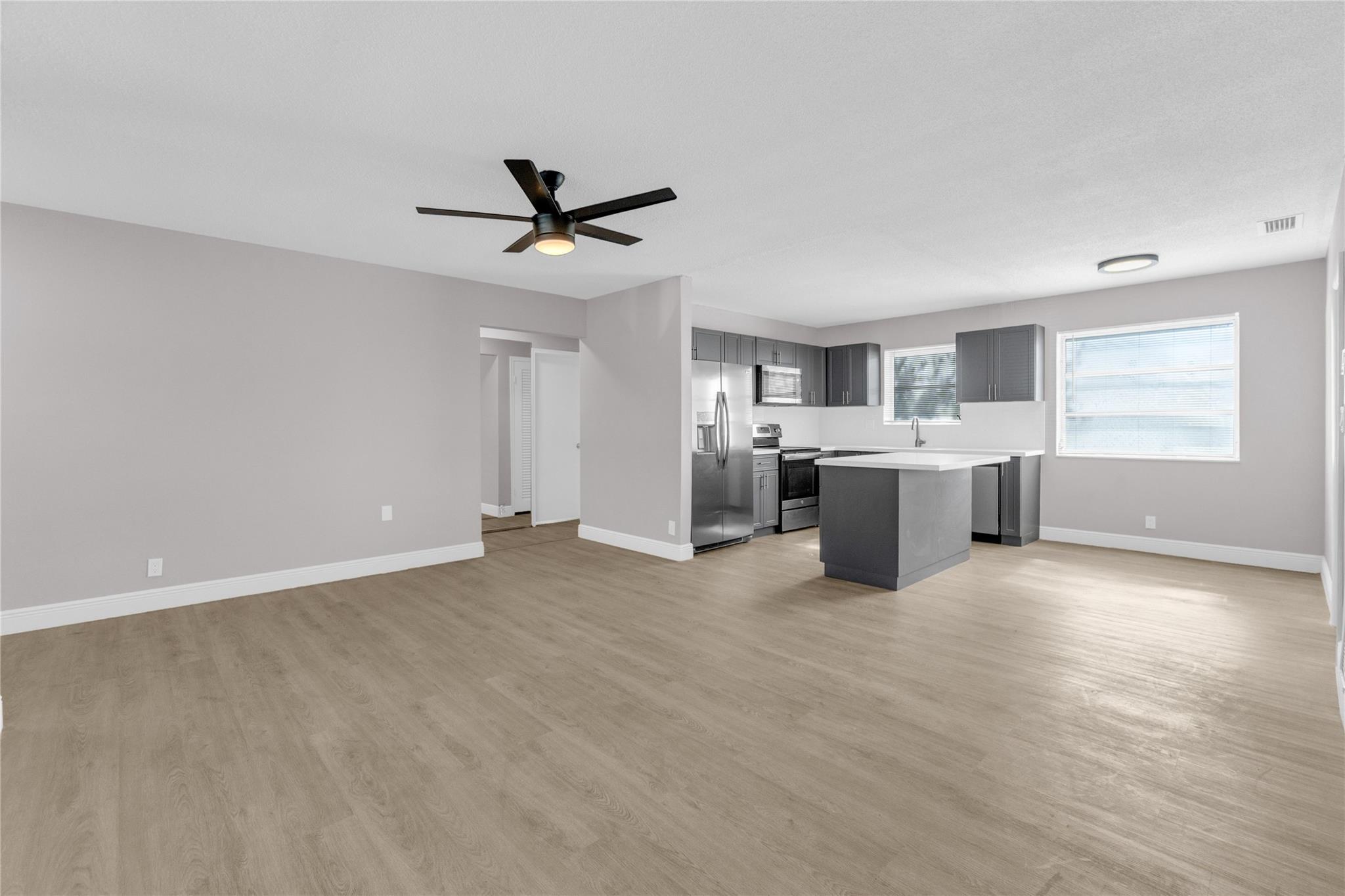 SHERIDAN LAKES - Residential