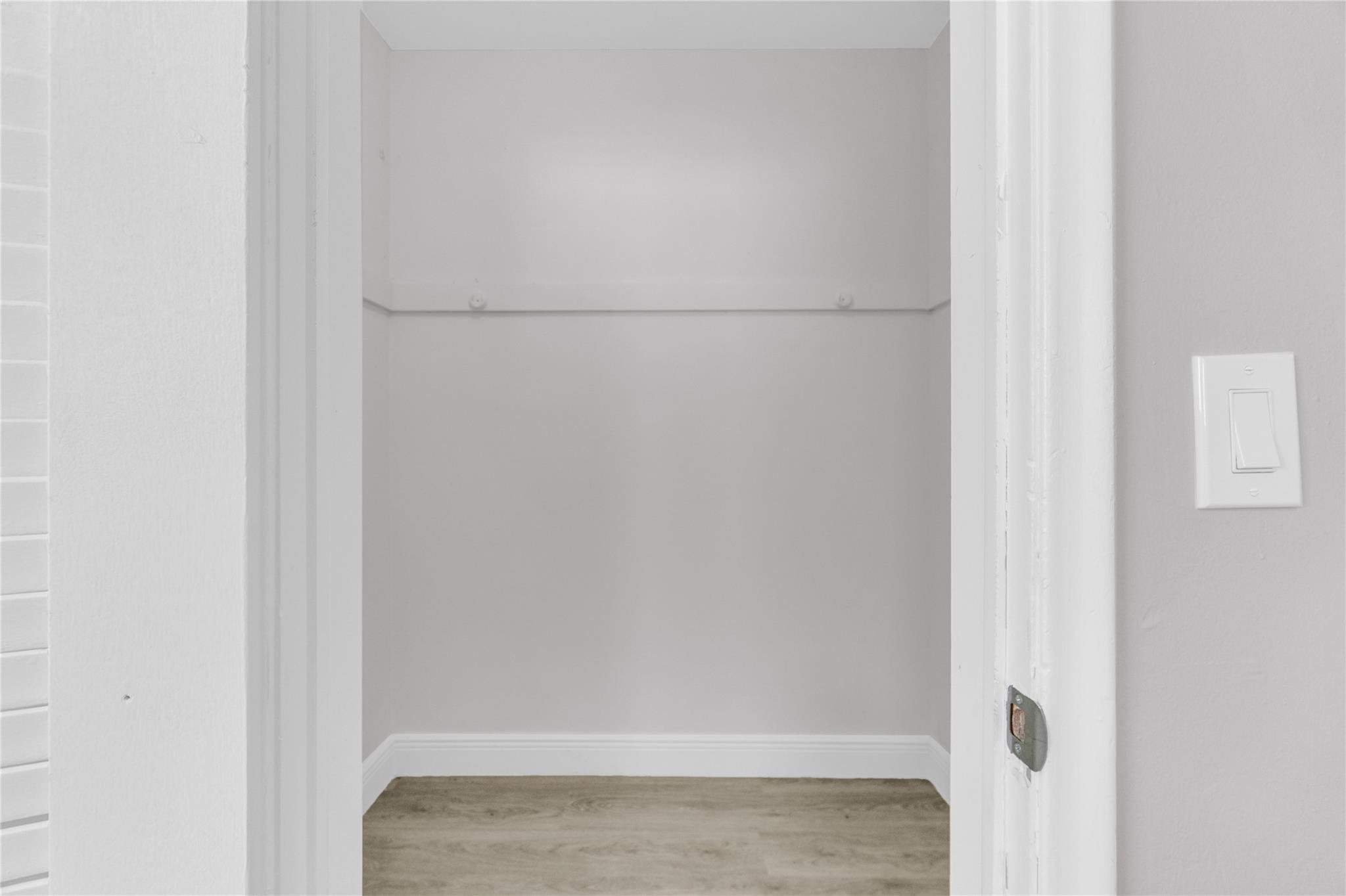 SHERIDAN LAKES - Residential