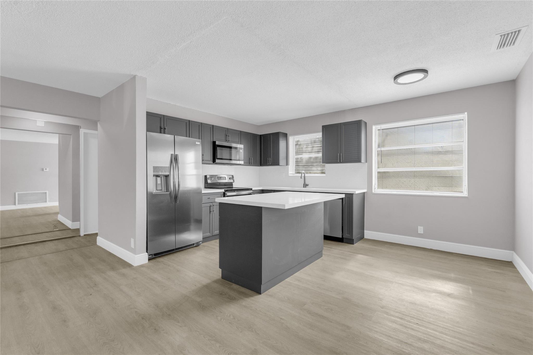 SHERIDAN LAKES - Residential