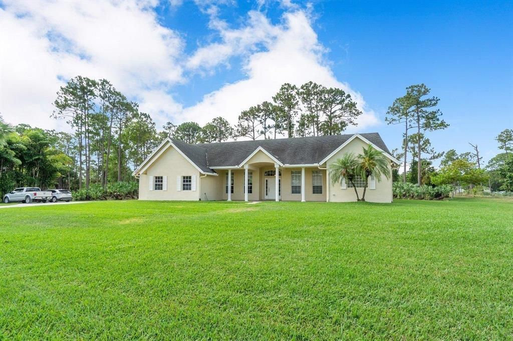 Photo of 14716 86th Road N, Loxahatchee, FL 33470 (MLS # R10712934)