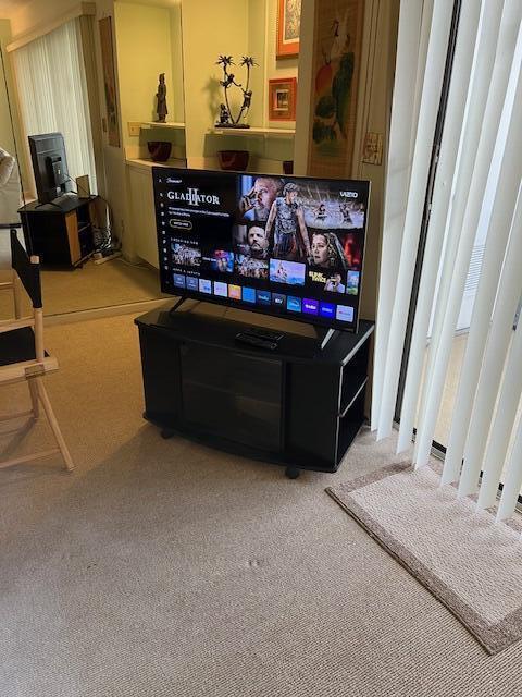 SEA RISE CONDO - Residential Lease