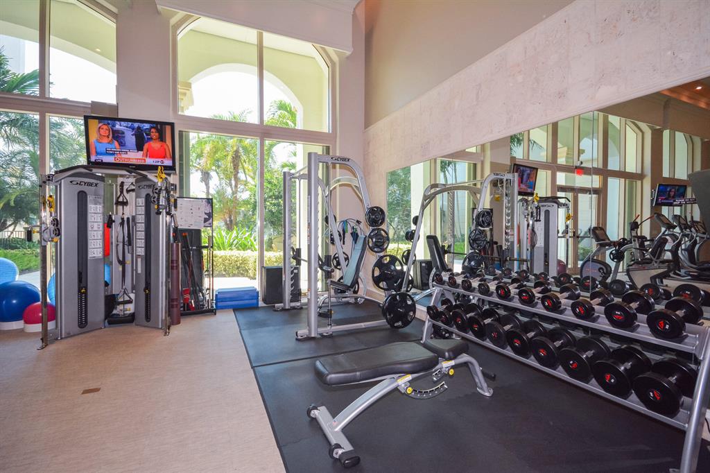 MIZNER GRAND CONDO - Residential