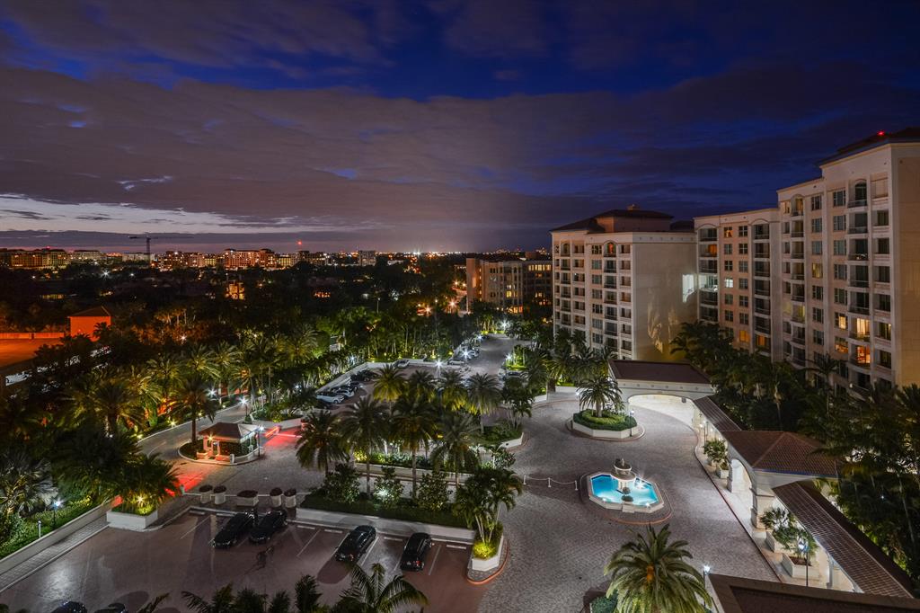 MIZNER GRAND CONDO - Residential