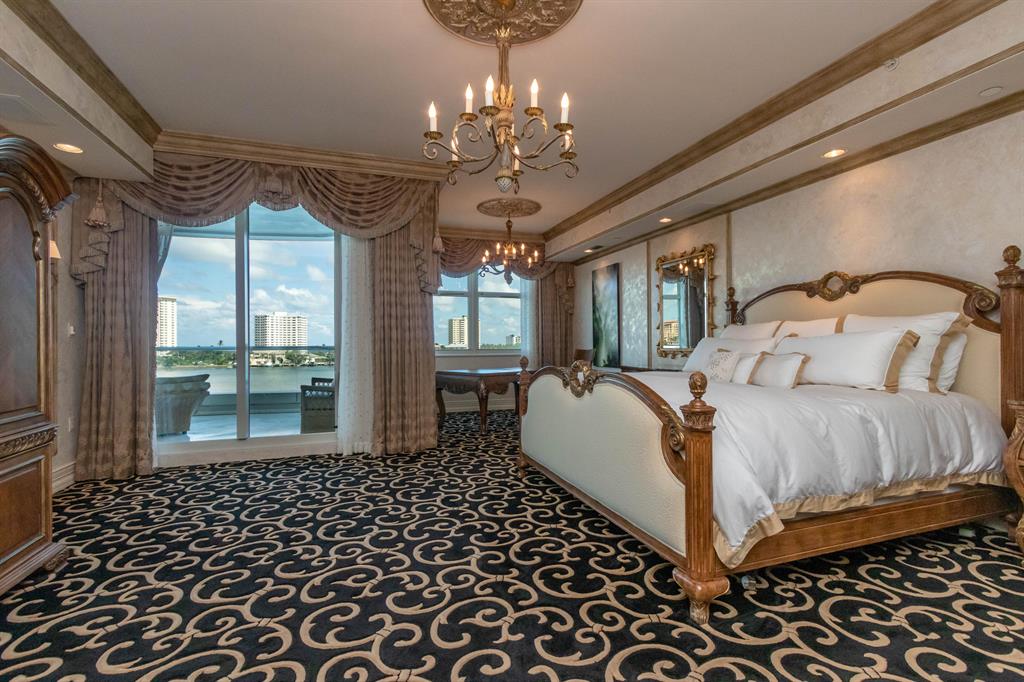 MIZNER GRAND CONDO - Residential