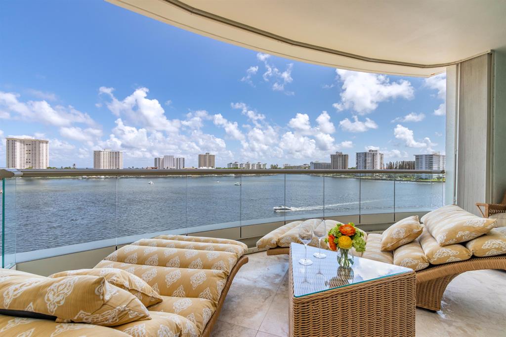 MIZNER GRAND CONDO - Residential