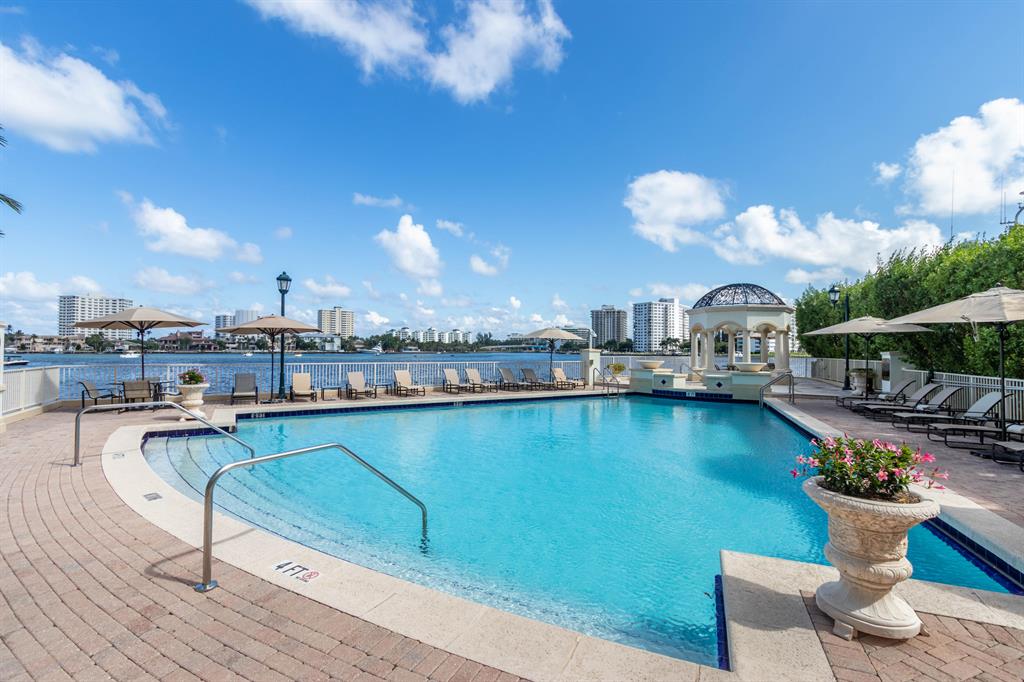 MIZNER GRAND CONDO - Residential