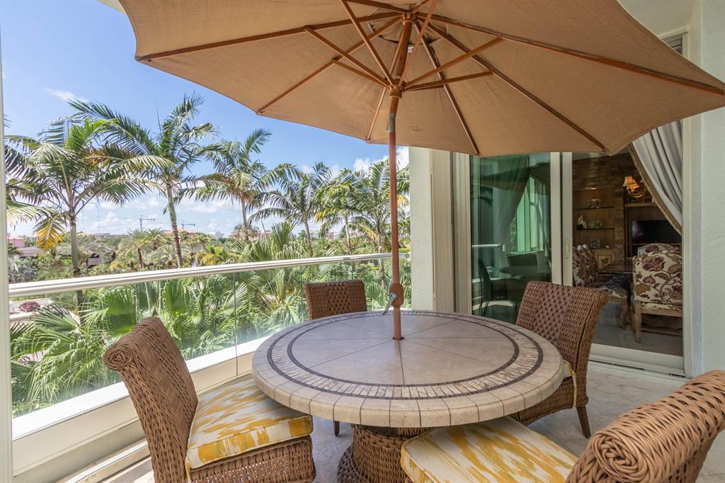 MIZNER GRAND CONDO - Residential