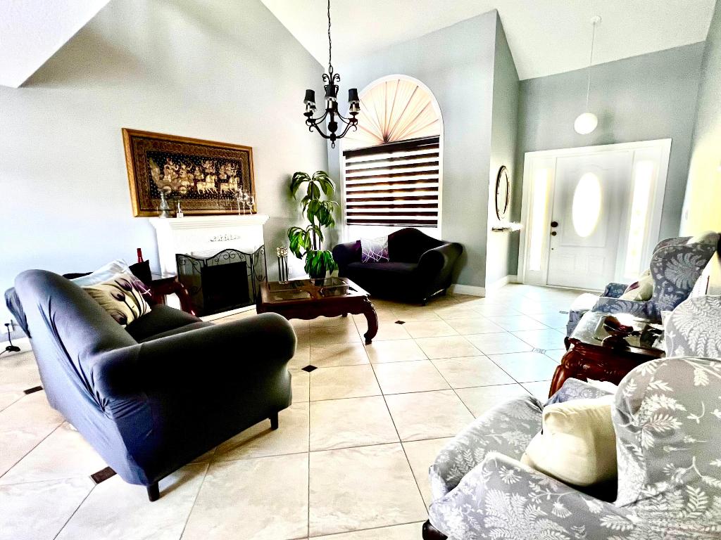 RAINBOW LAKES TR E - Residential