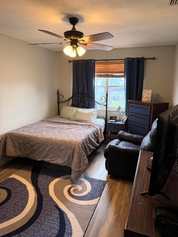 RAINBOW LAKES TR E - Residential