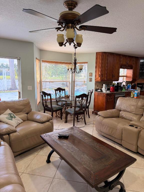 RAINBOW LAKES TR E - Residential