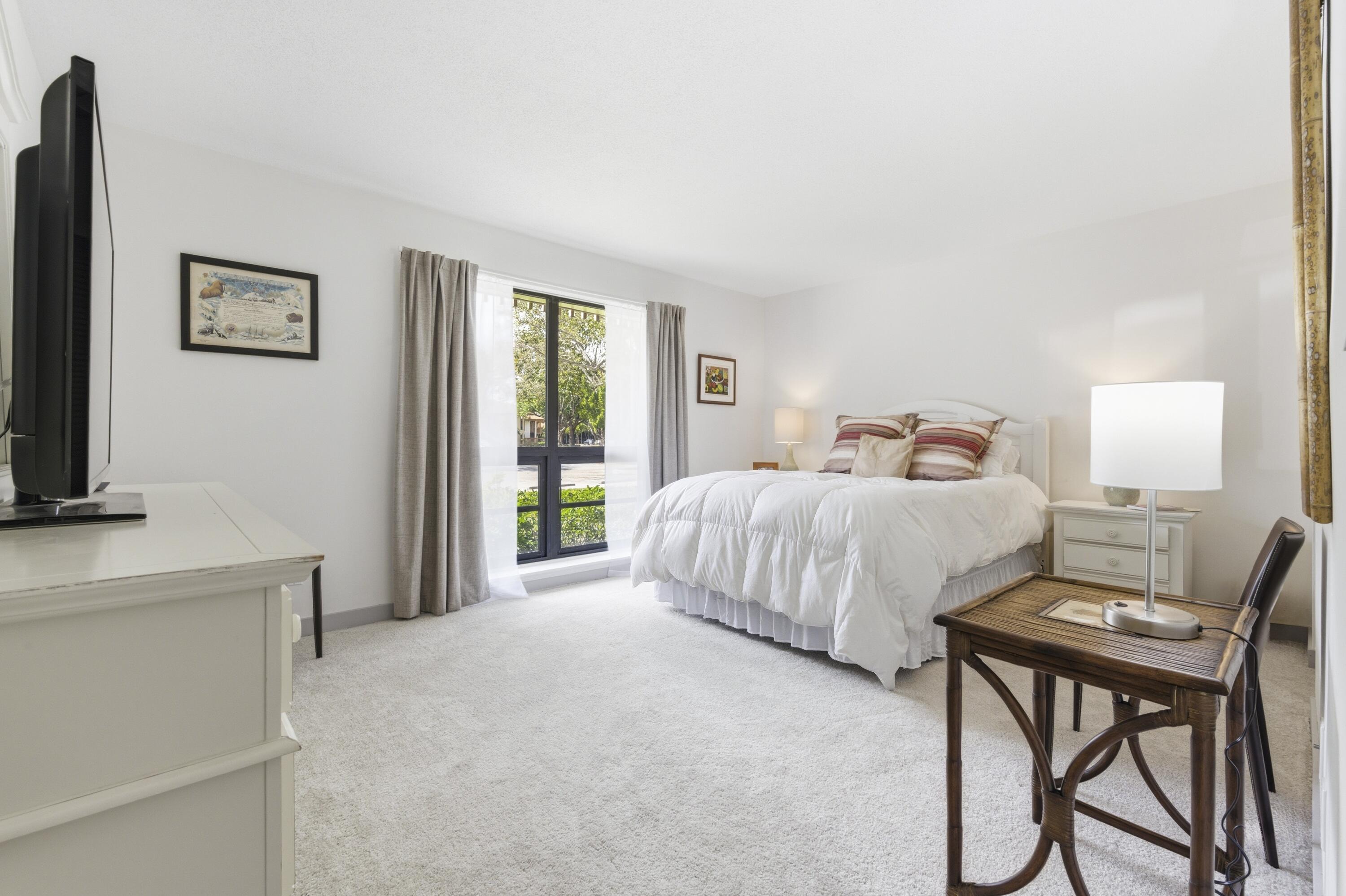 GOLF VILLAS CONDO - Residential Lease