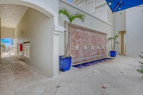 Condominium in West Palm Beach FL 201 Narcissus Avenue Ave 12.jpg