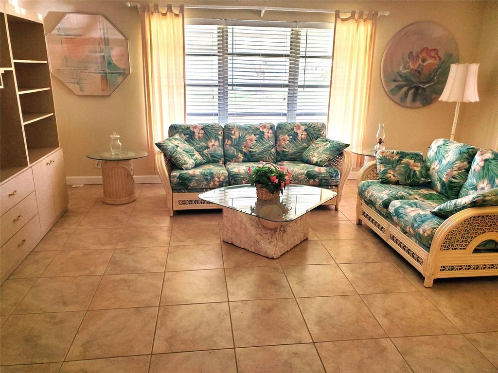 Photo of 1152 Circle Drive #D, Delray Beach, FL 33445 (MLS # F10446732)