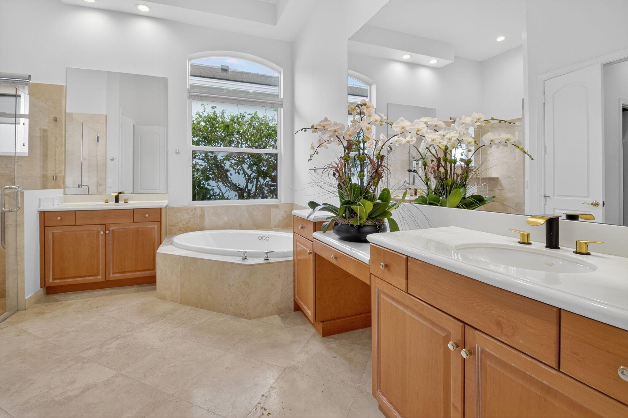 Mizner Country Club - Residential