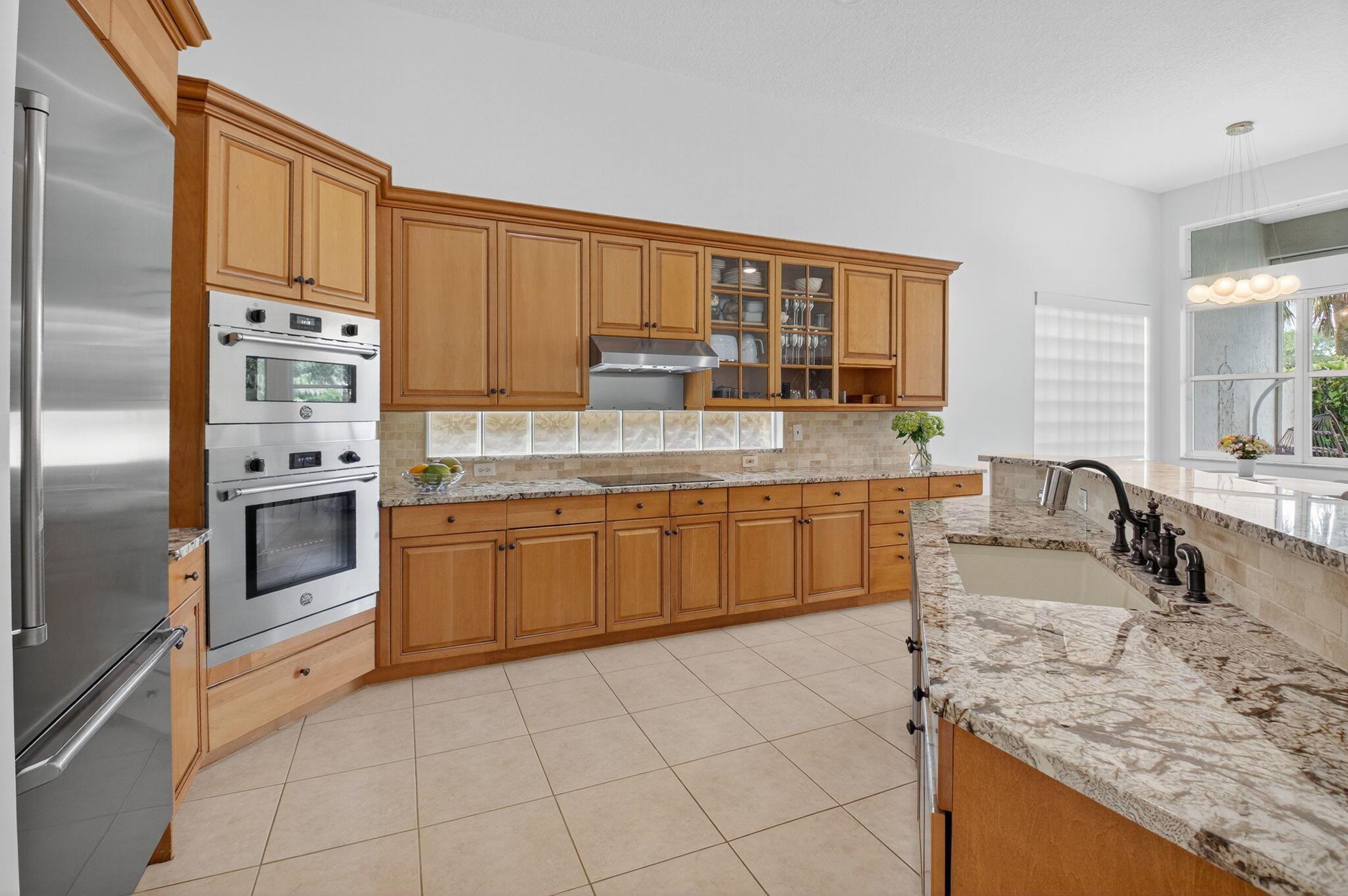 Mizner Country Club - Residential