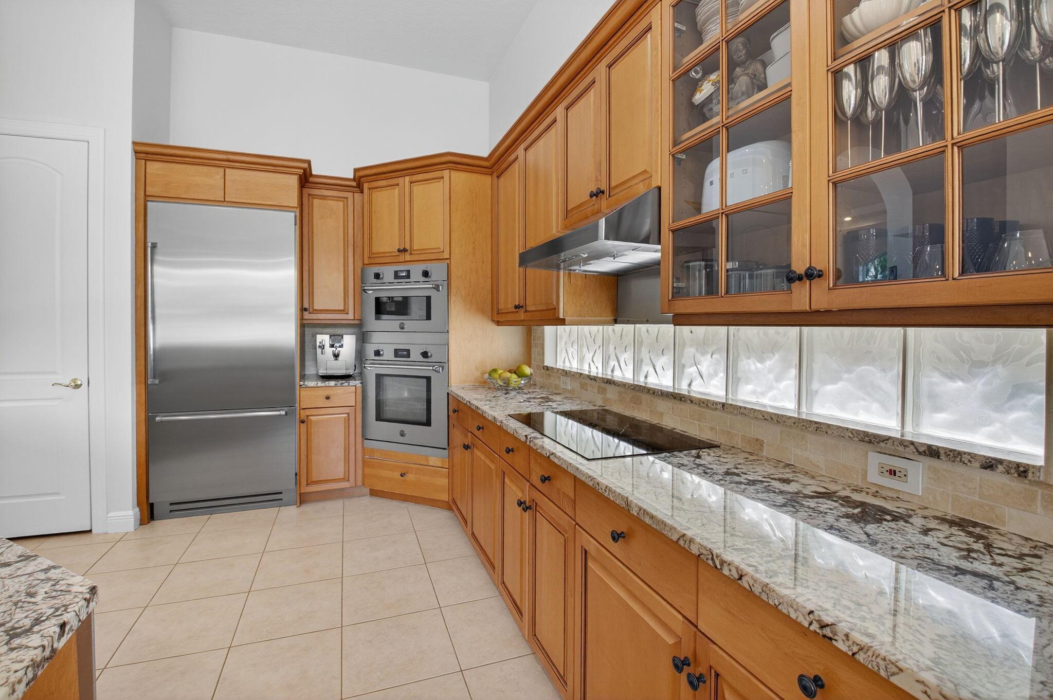 Mizner Country Club - Residential