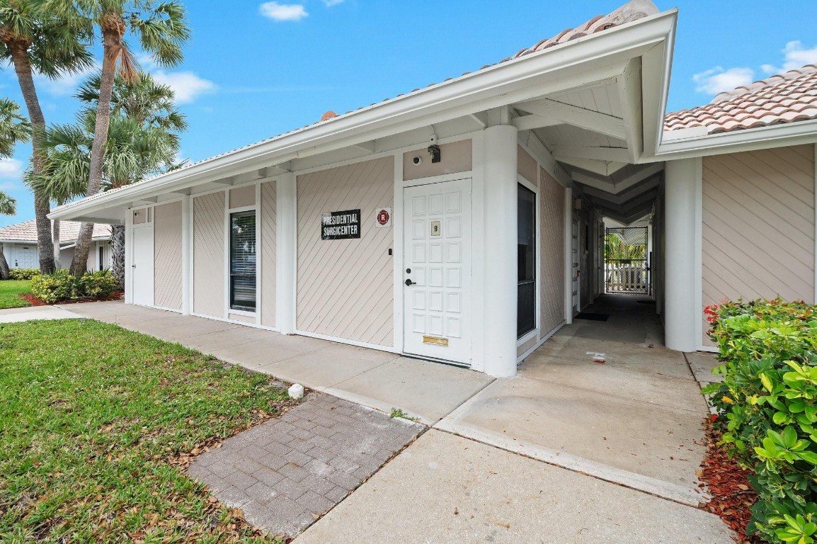 1501 Presidential Way 9