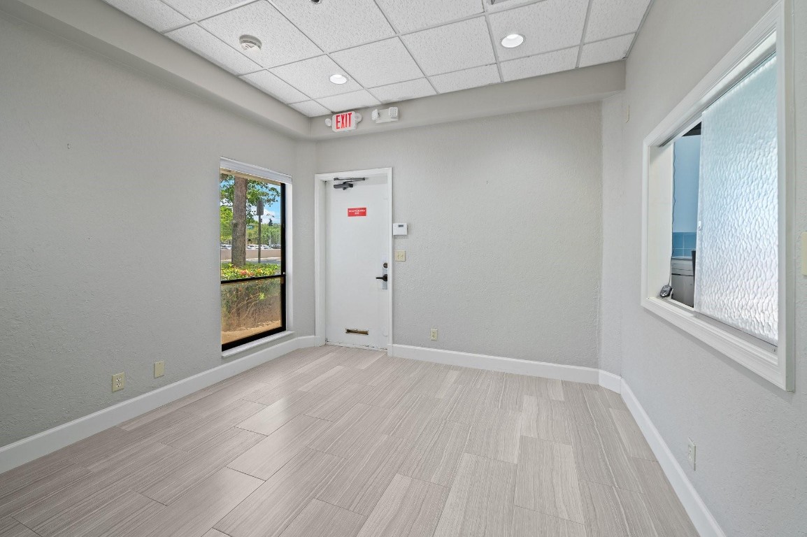 1501 Presidential Way 9