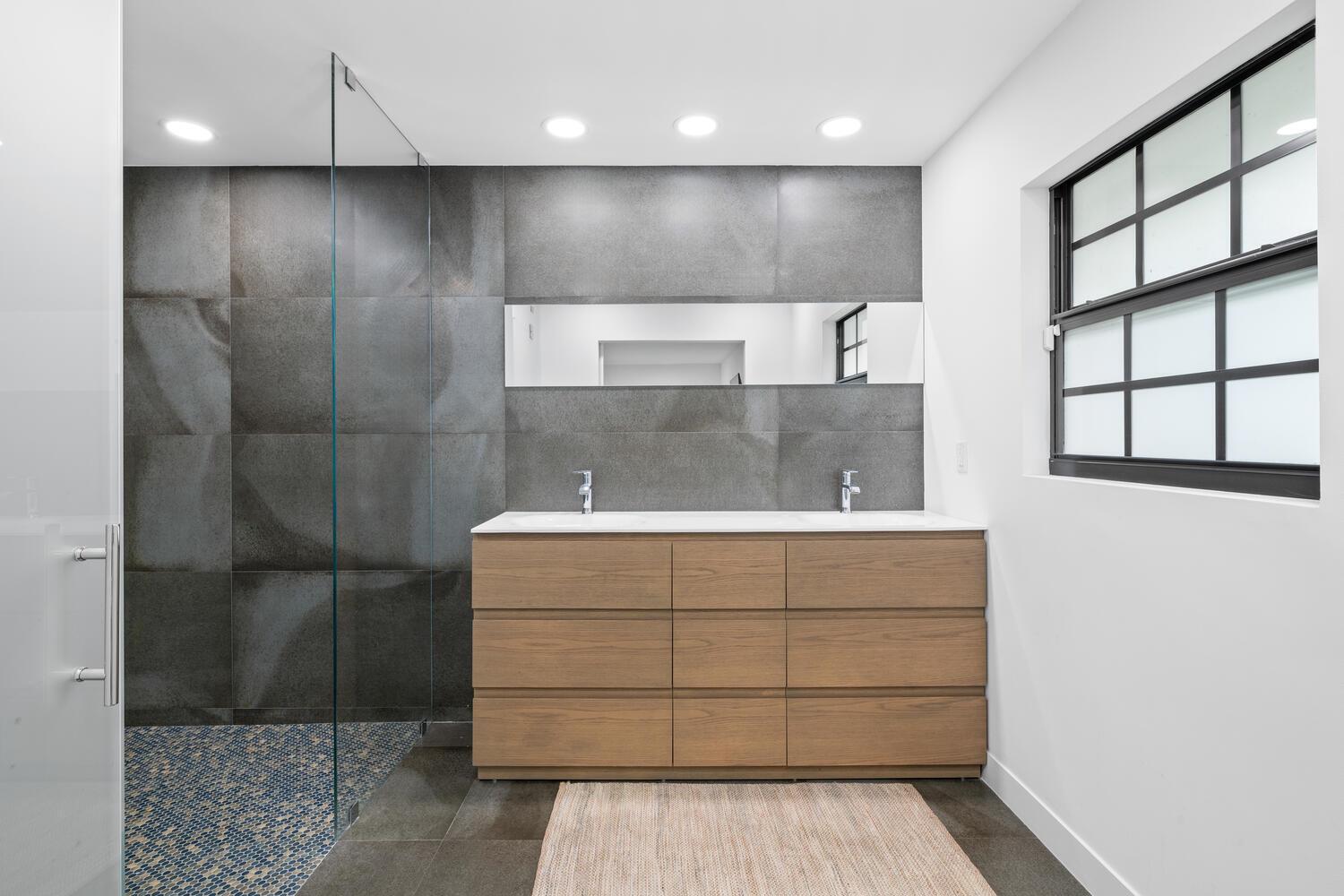 HOMELAND - Residential