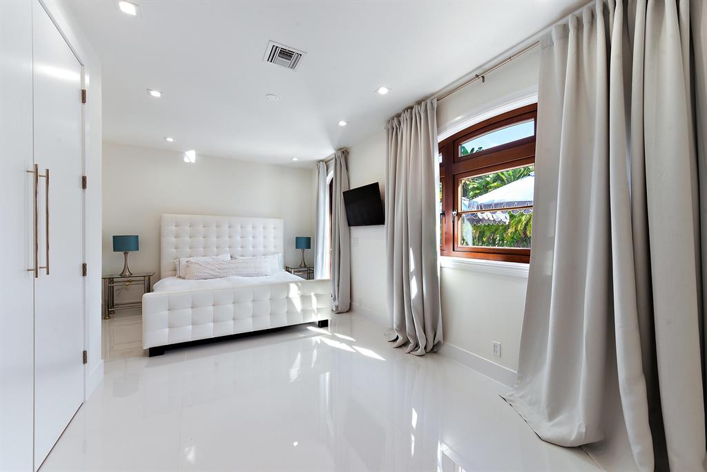 ST ANDREWS COUNTRY CLUB - Residential