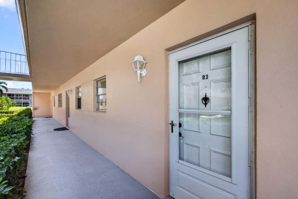 Photo of 18081 SE Country Club Drive #9-83, Jupiter, FL 33469 (MLS # B26042974)