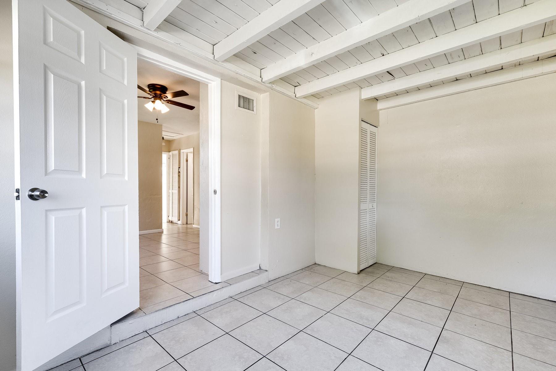 Palm View - Residential