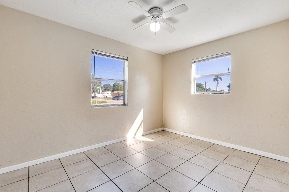 Palm View - Residential