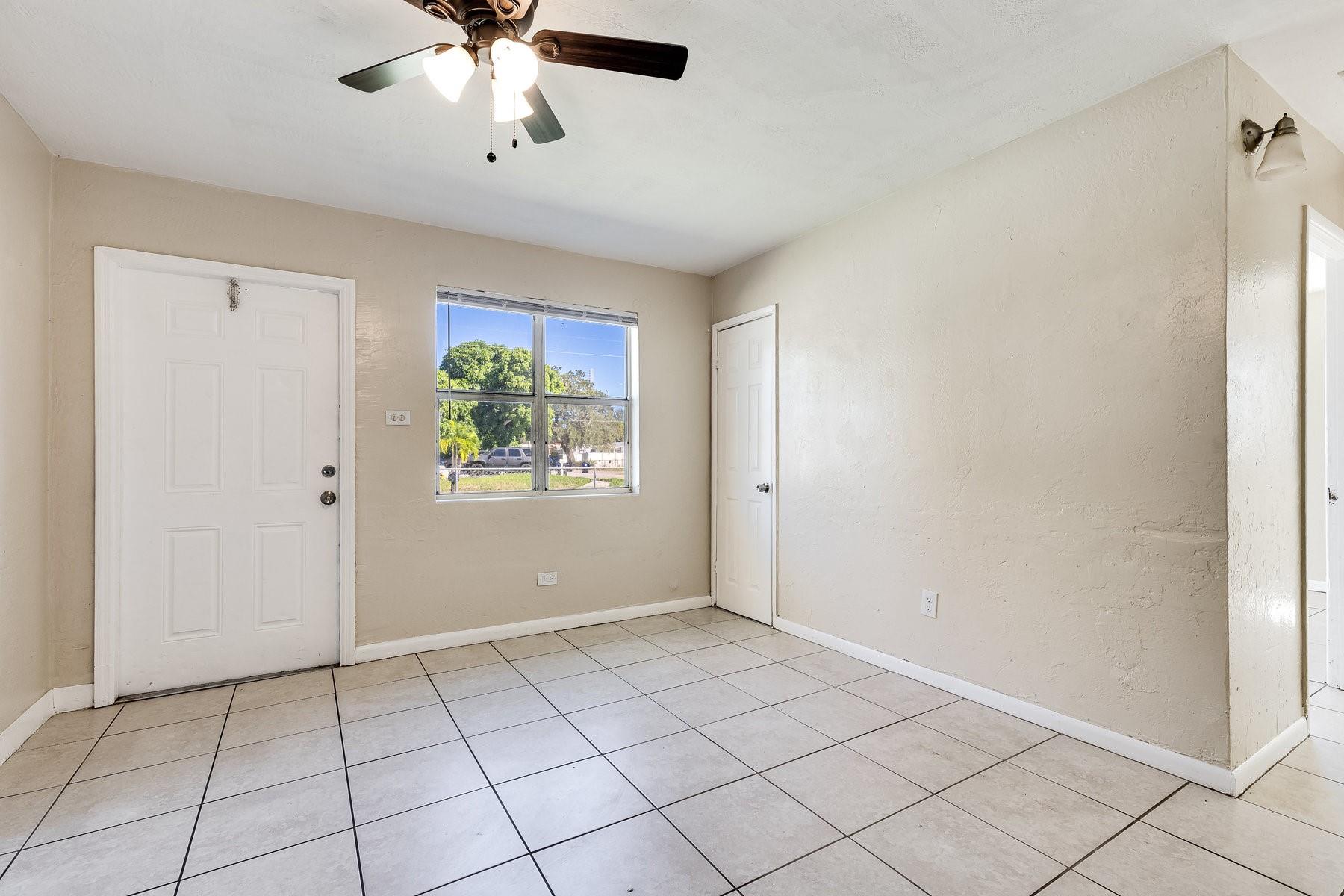 Palm View - Residential