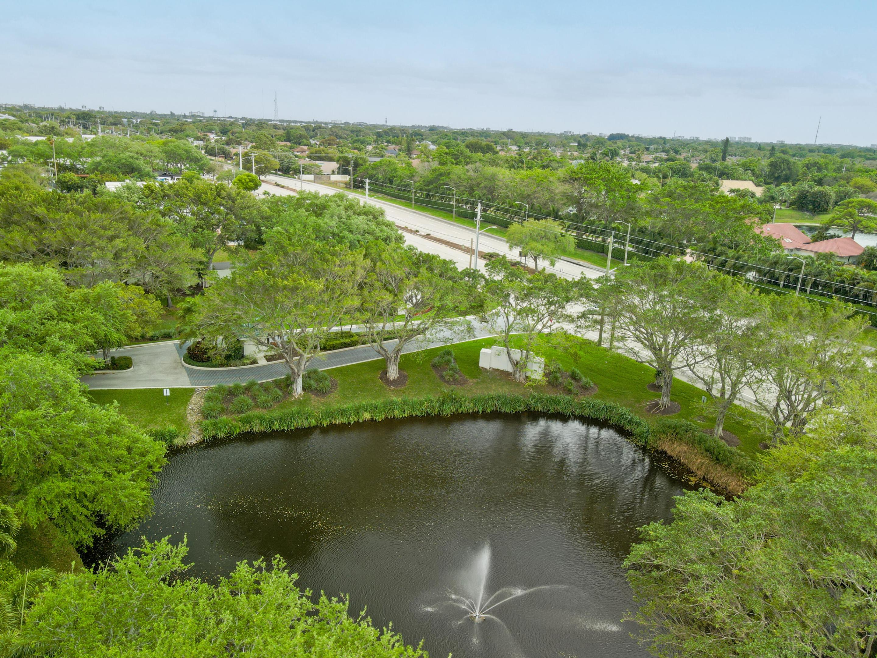 HANOVER SQUARE - Residential