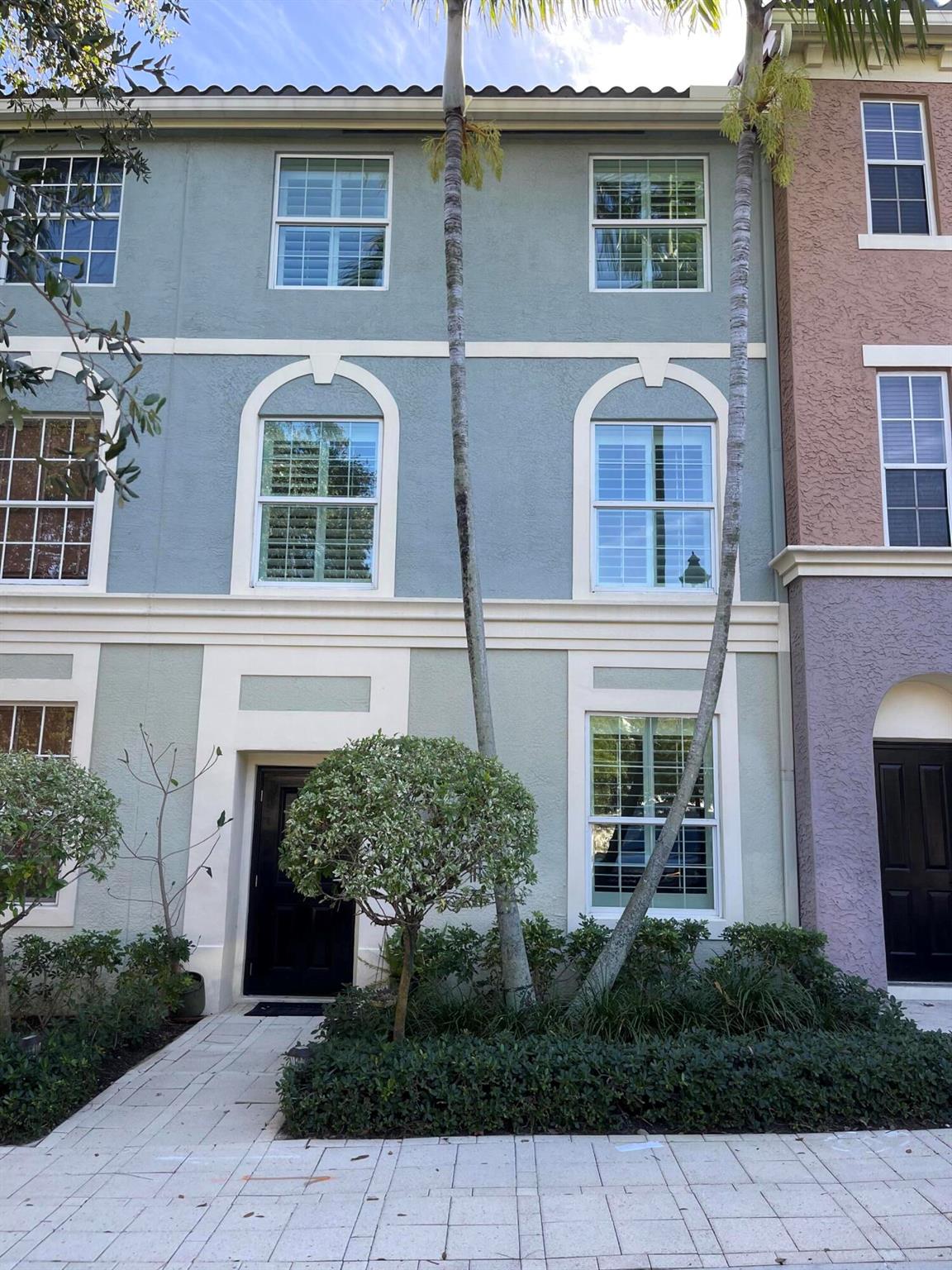 CITYPLACE RESIDENTIAL PL - Residential Lease