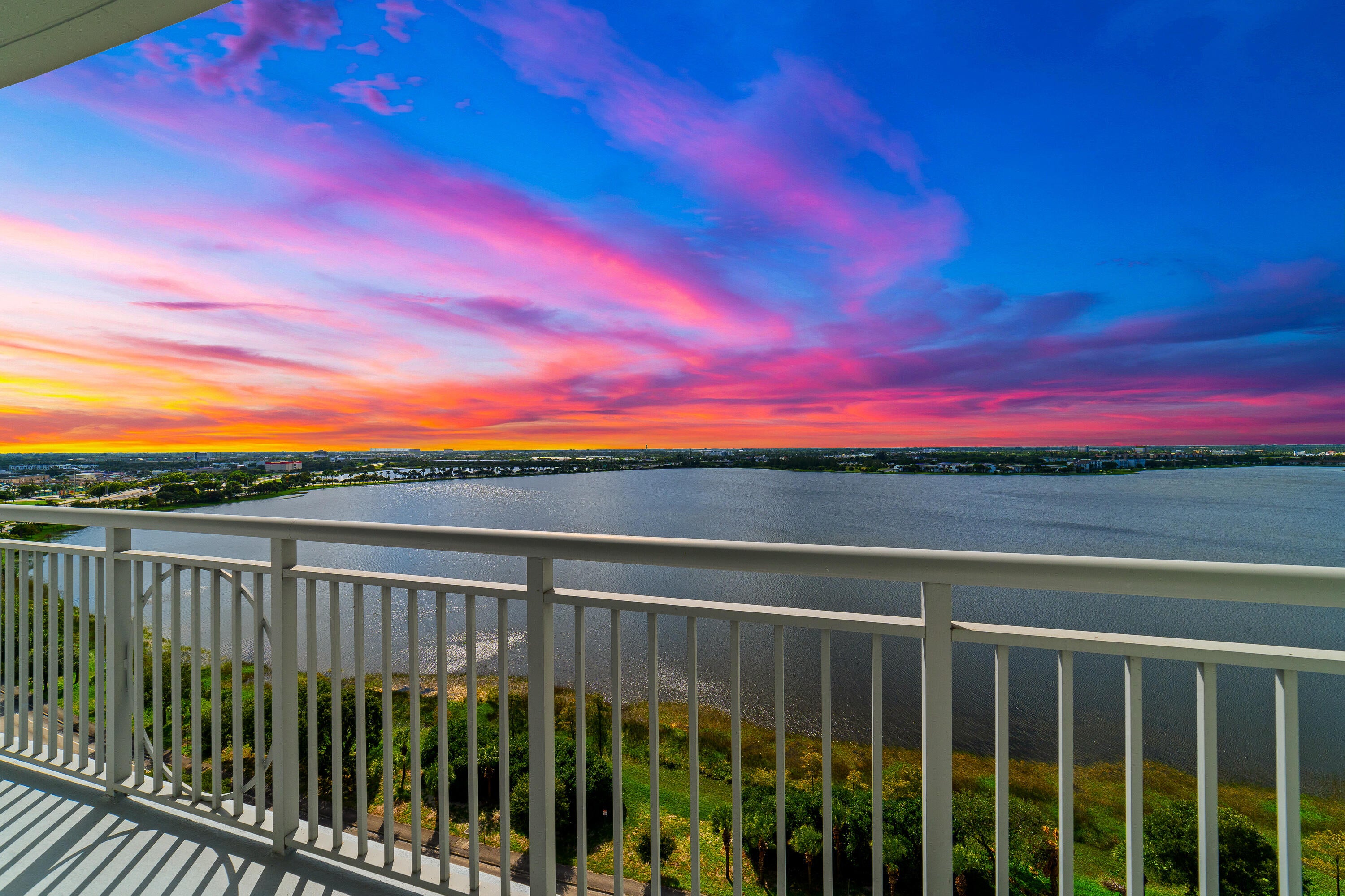 300 S Australian Avenue 1408