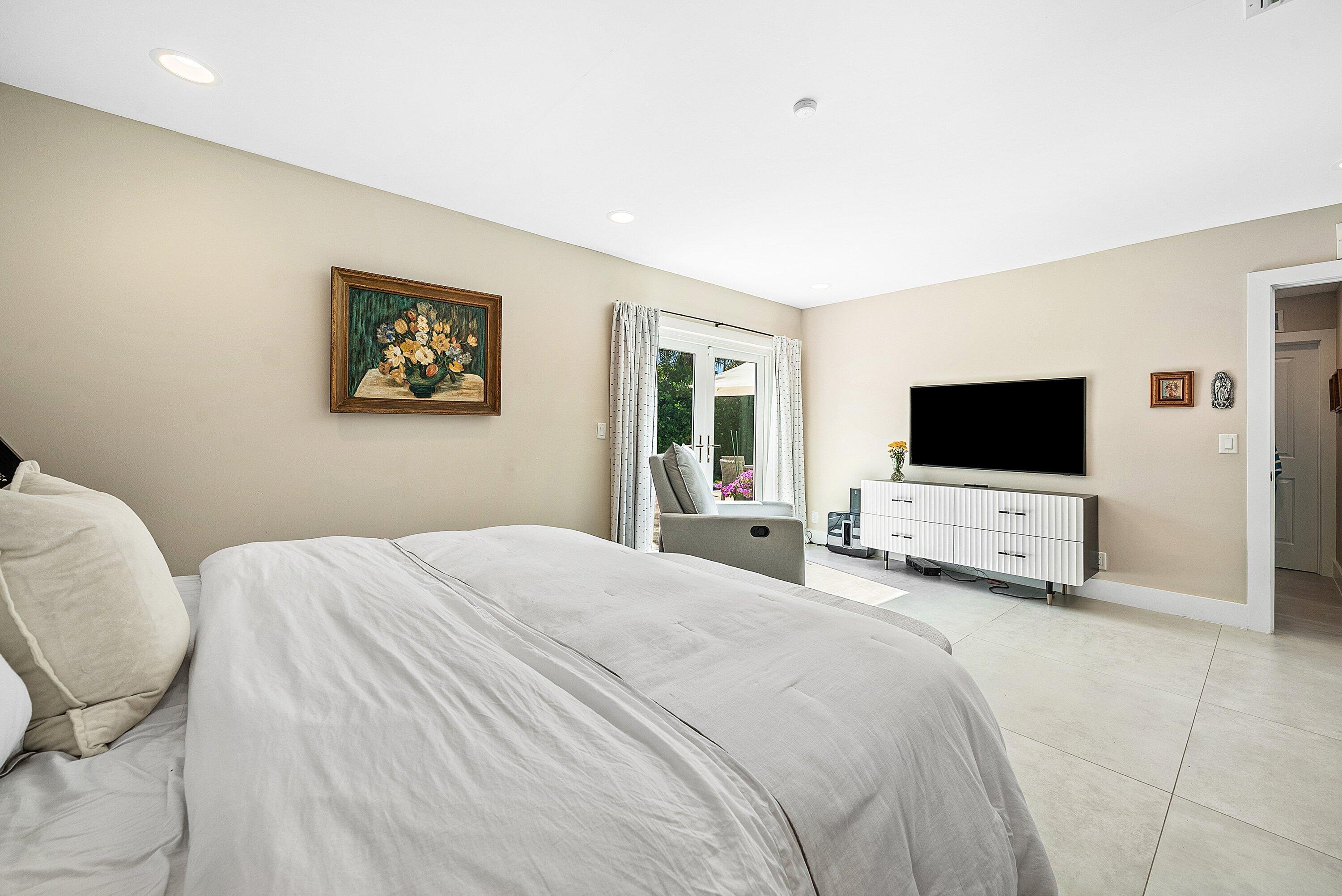 HARBOR ESTATES - Residential