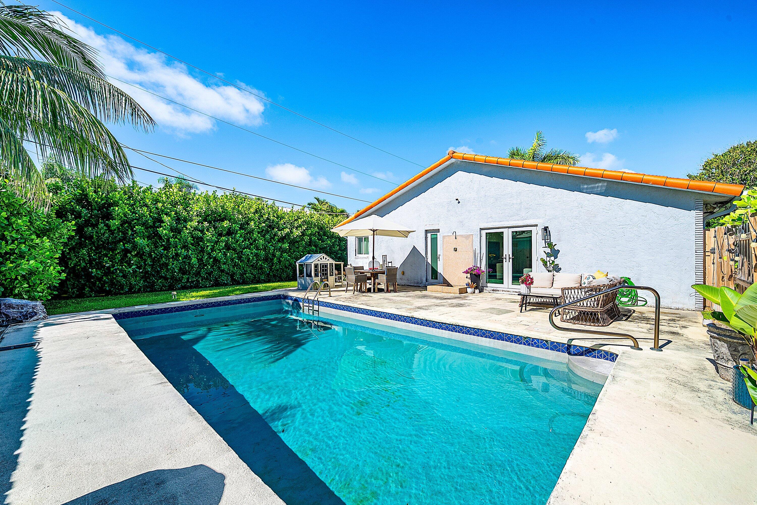 HARBOR ESTATES - Residential