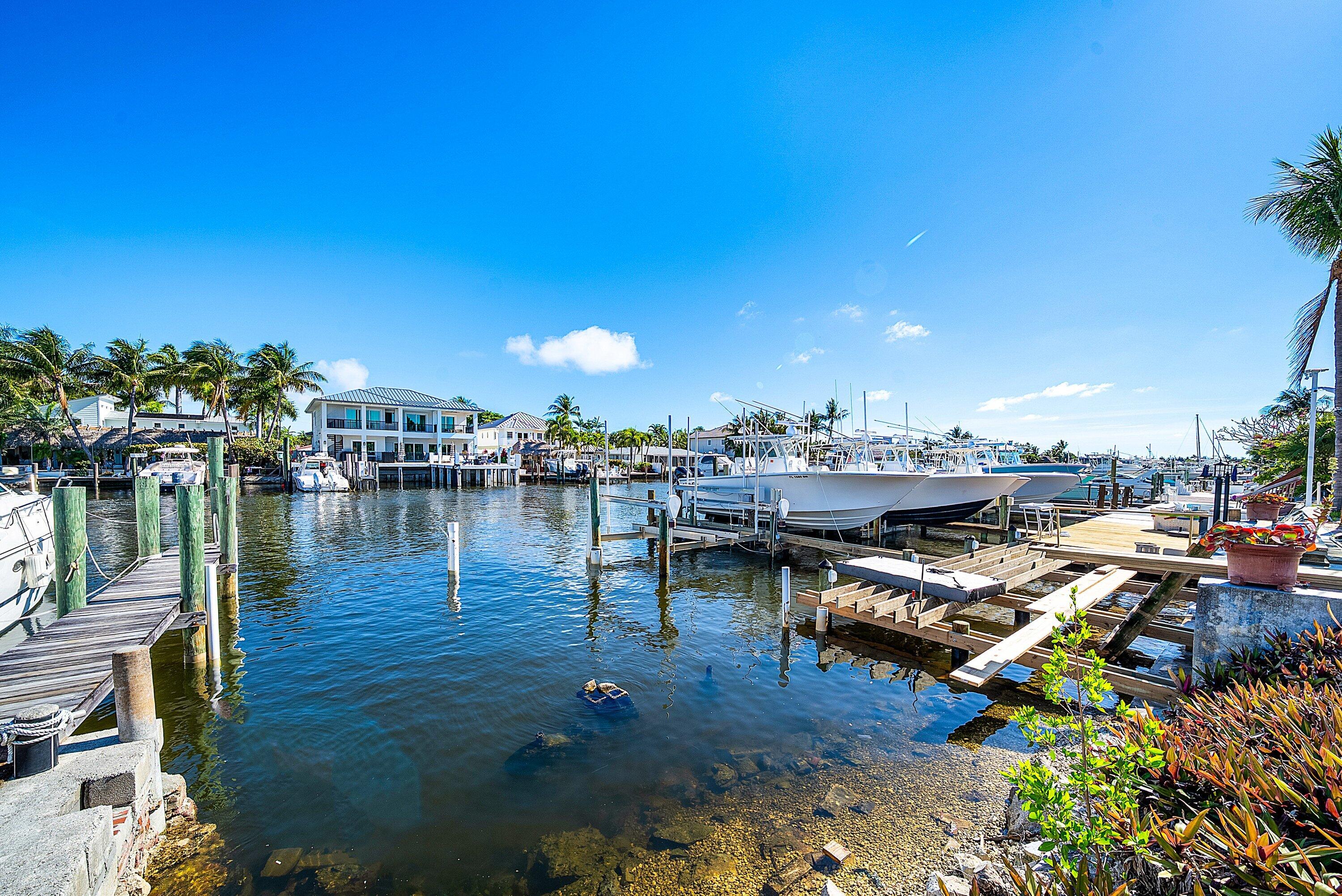 HARBOR ESTATES - Residential