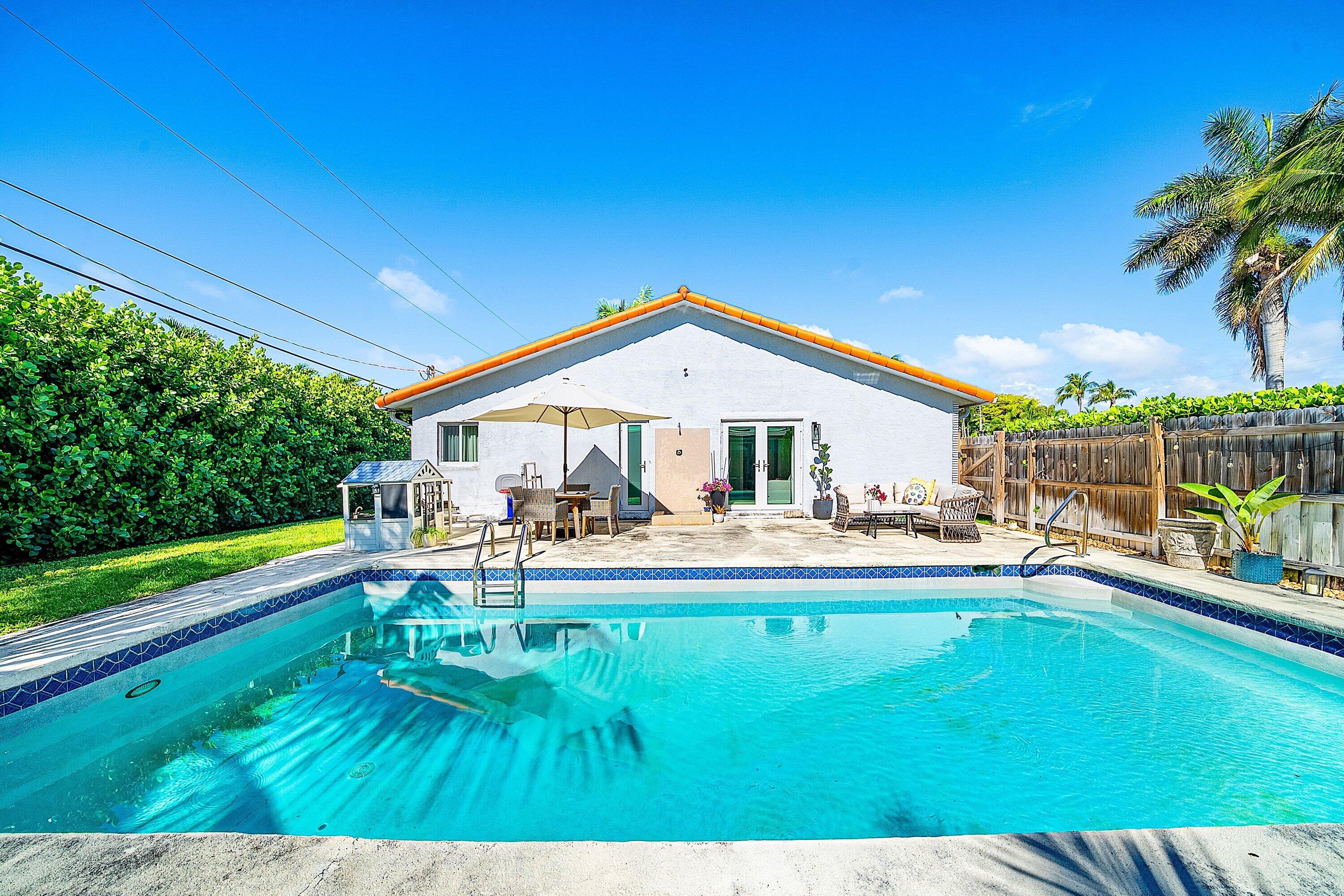 HARBOR ESTATES - Residential