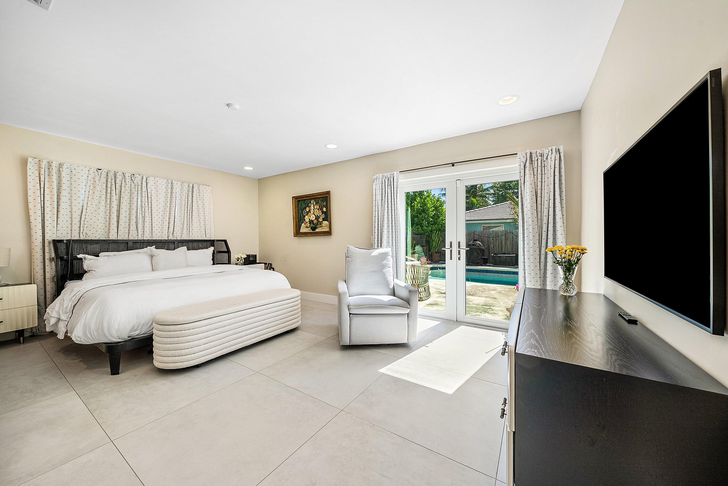 HARBOR ESTATES - Residential