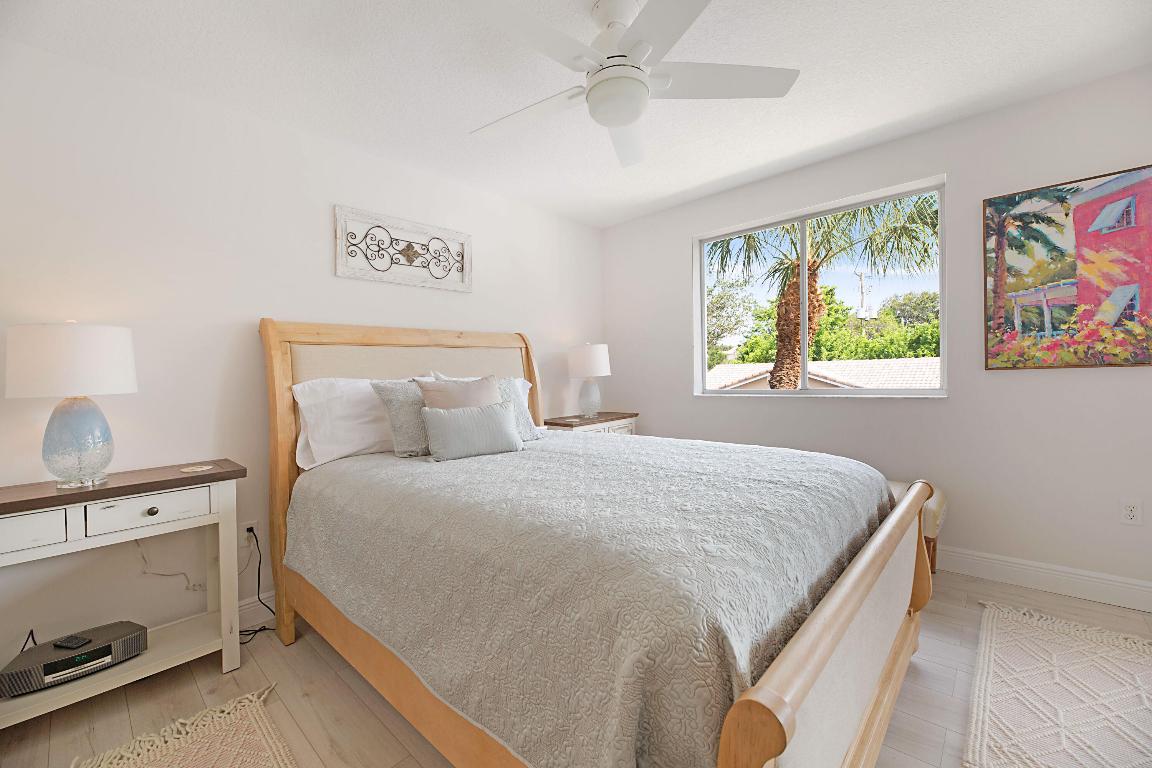 LIGHTHOUSE COVE AT TEQUESTA CONDO - Residential Lease