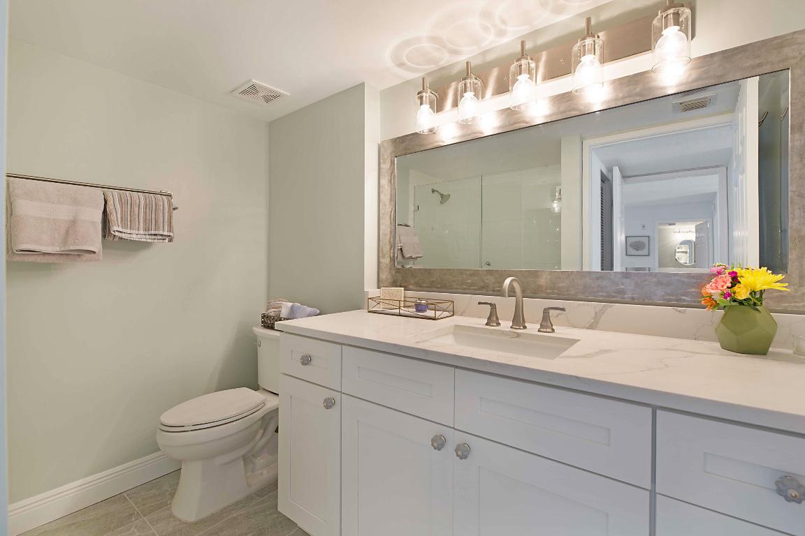 LIGHTHOUSE COVE AT TEQUESTA CONDO - Residential Lease